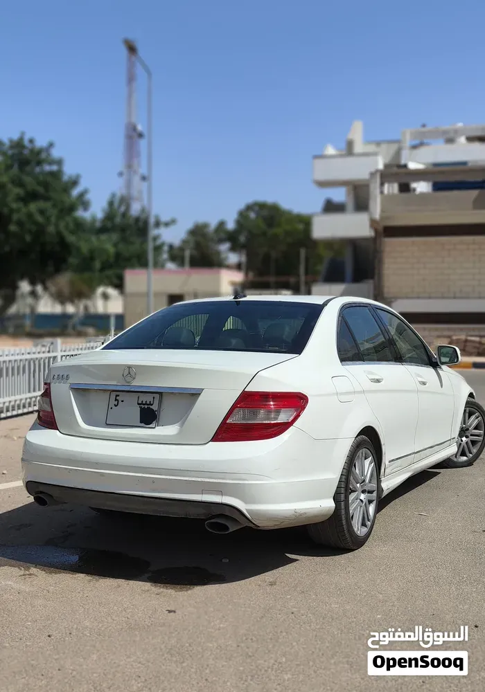 Mercedes-Benz C-Class 2009 photo 5
