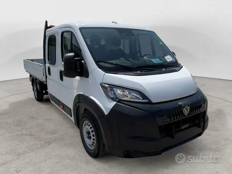 Peugeot E-Boxer 2026 photo 3