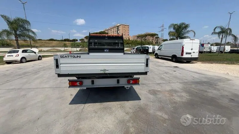 Peugeot E-Boxer 2026 photo 5