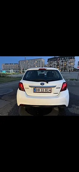 Toyota Yaris 2014 photo 5