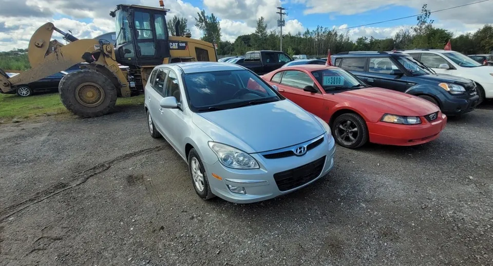 Hyundai Elantra 2011 photo 2