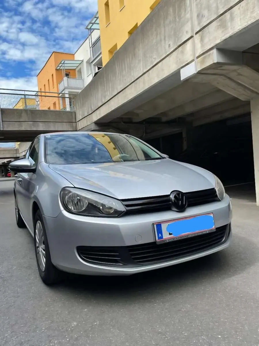 Volkswagen Golf 2009 photo 2