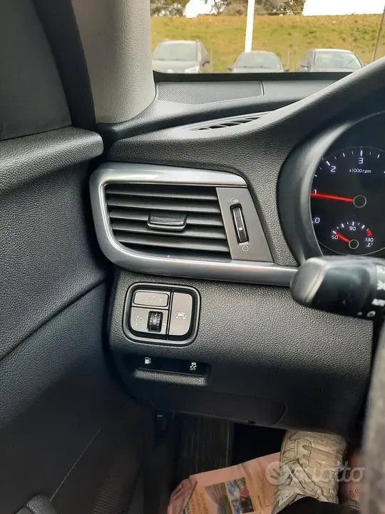 Kia Optima 2017 photo 2