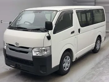 Toyota Hiace 2020 photo 5