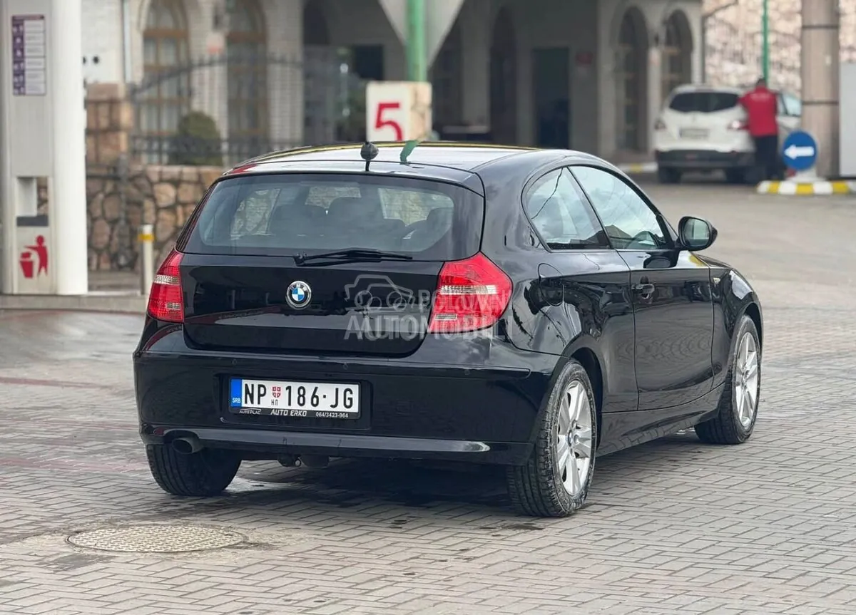 BMW 116 2010 photo 5