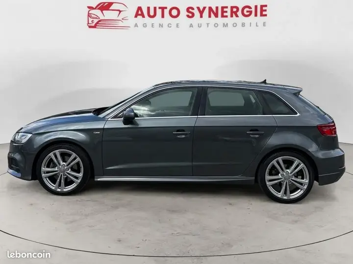 Audi A3 2019 photo 2