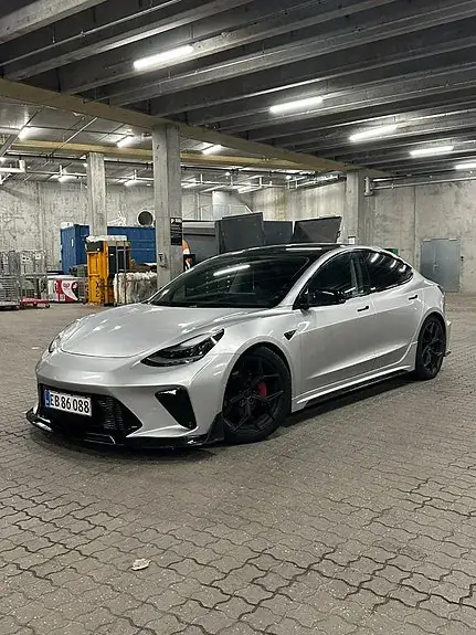 Tesla Model 3 2020 photo 3