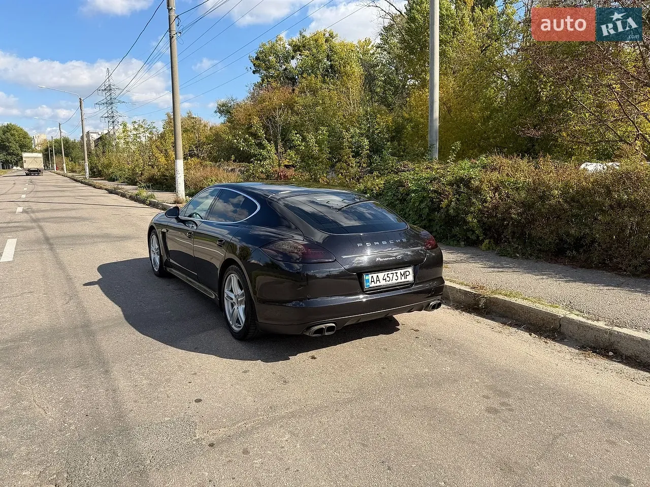 Porsche Panamera 2012 photo 4