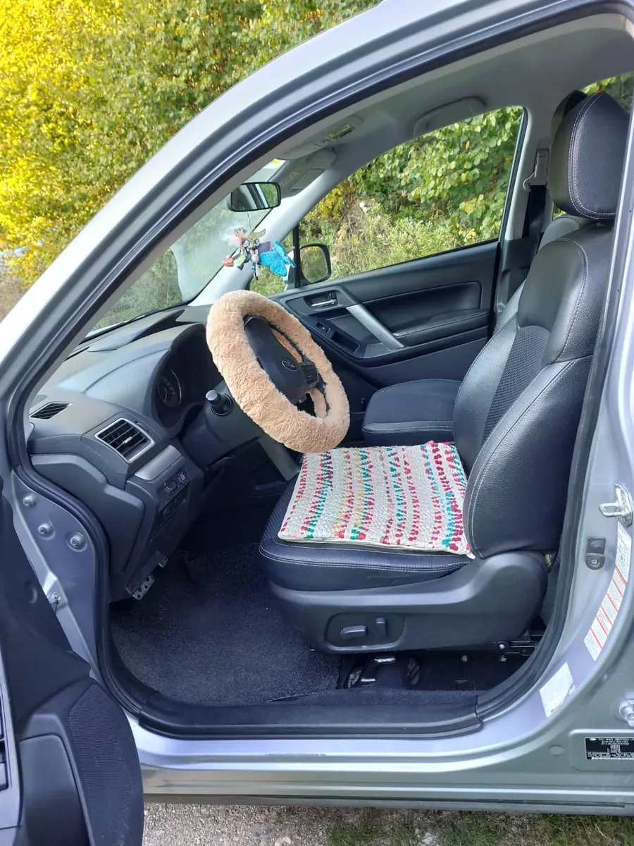 Subaru Forester 2015 photo 3