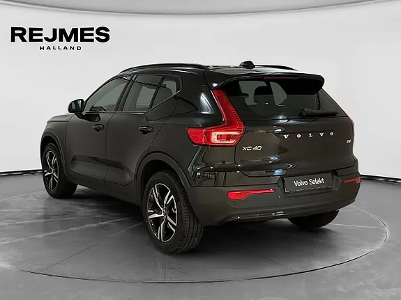 Volvo Xc40 2026 photo 2