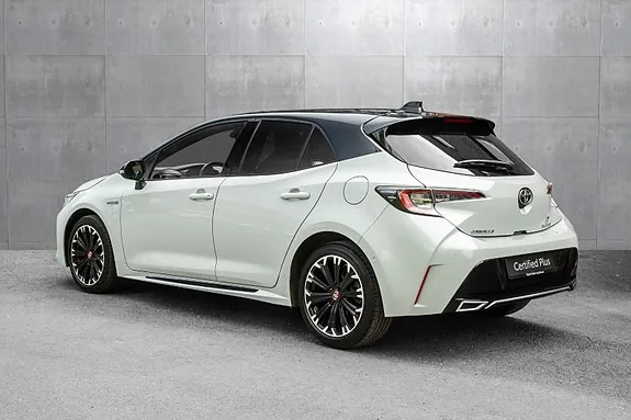 Toyota Corolla 2023 photo 2
