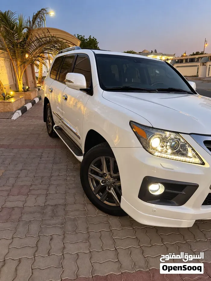 Lexus Lx 2015 photo 3