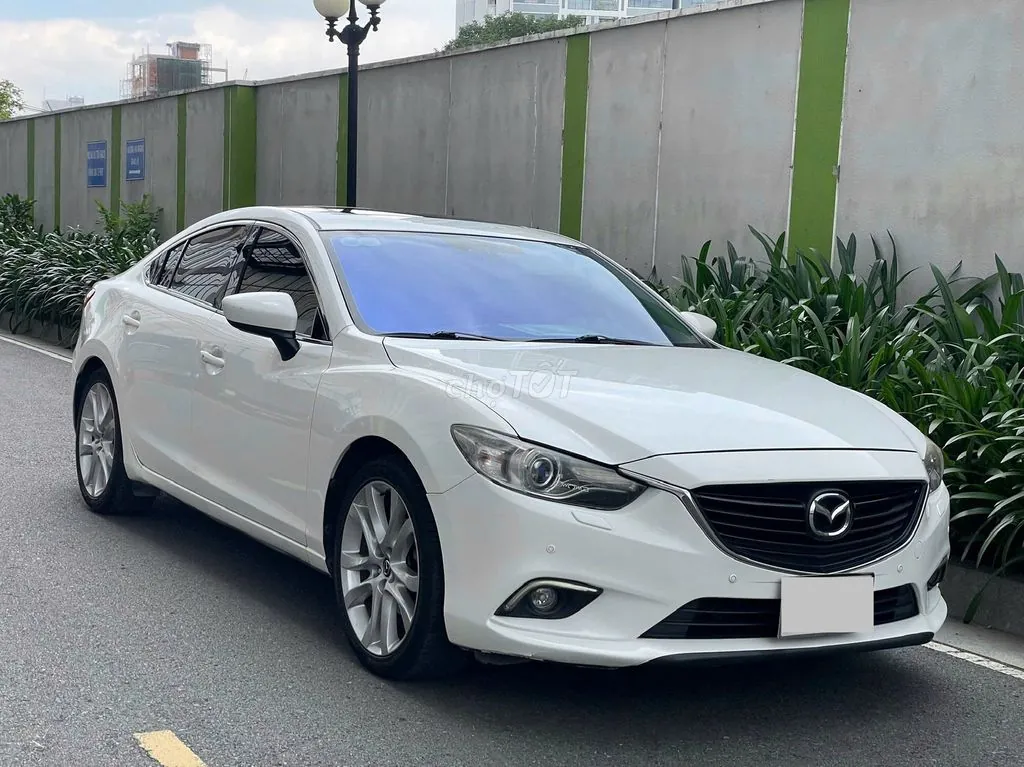 Mazda 6