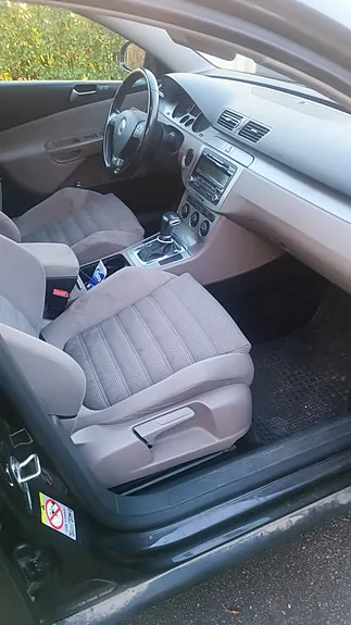 Volkswagen Passat 2009 photo 3
