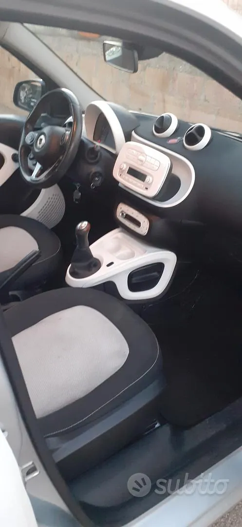 Smart Fortwo 2016 photo 2