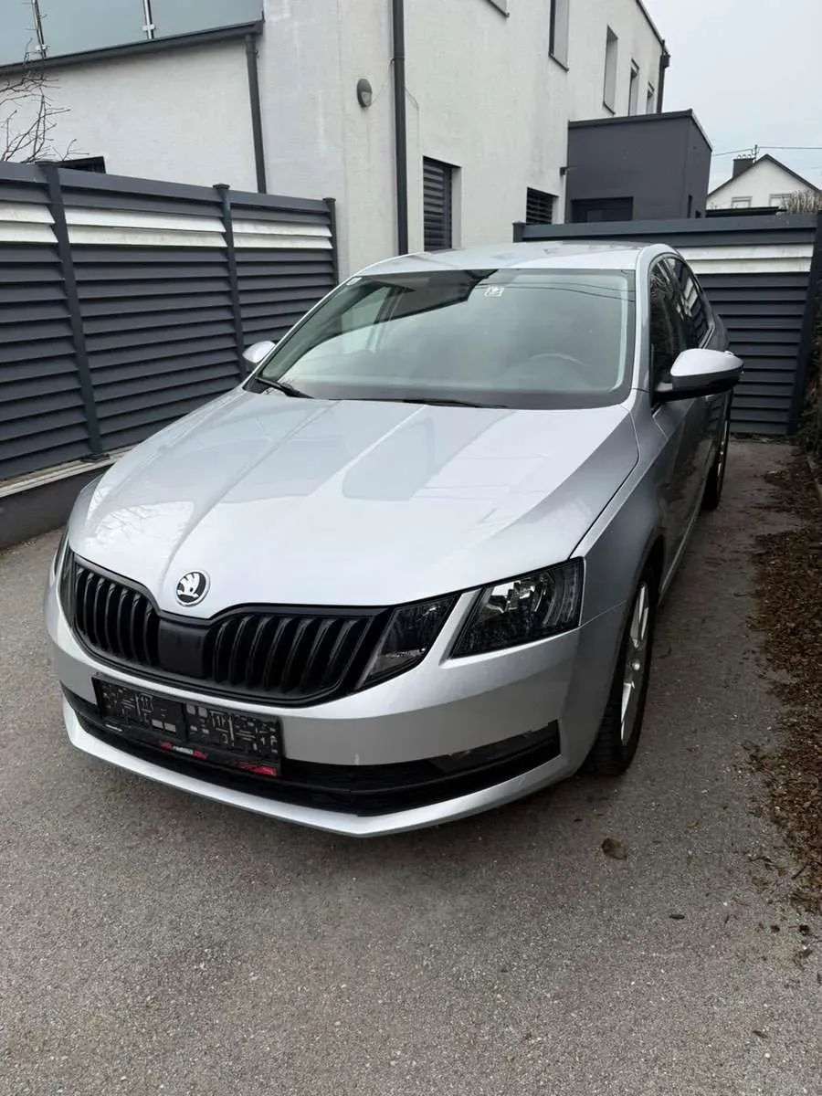 Skoda Octavia 2019 photo 3