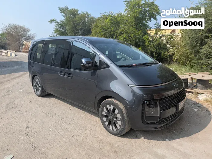 Hyundai Staria 2025 photo 5