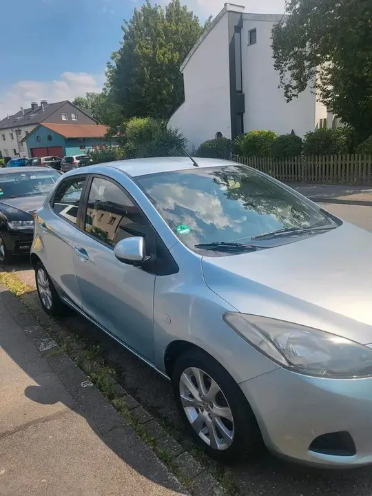 Mazda Mazda2