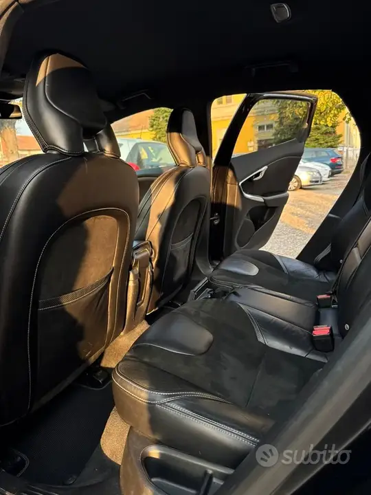 Volvo V40 2014 photo 5