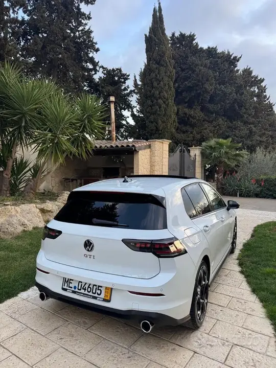 Volkswagen Golf 2025 photo 4