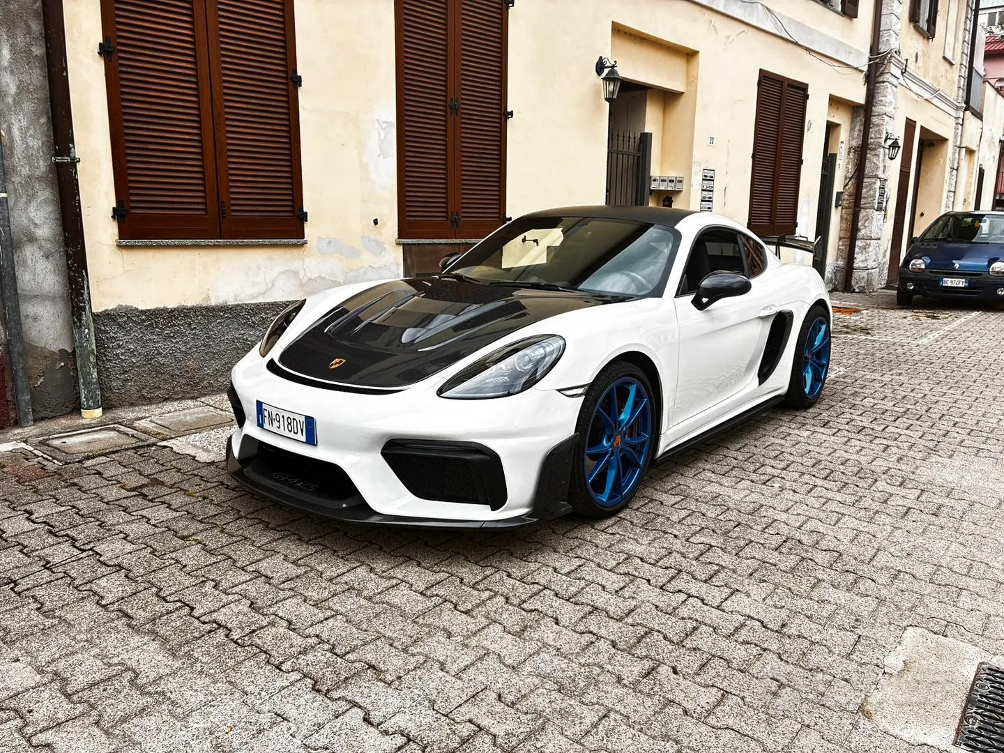 Porsche 718