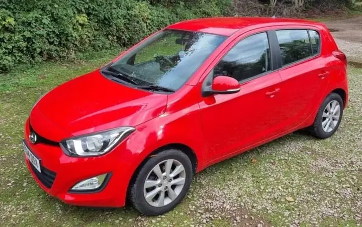 Hyundai I20