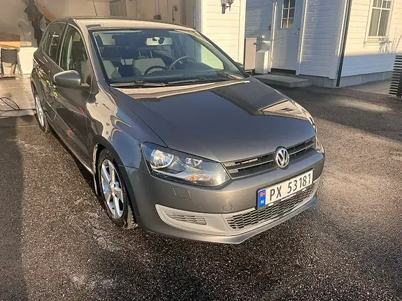 Volkswagen Polo 2010 photo 4