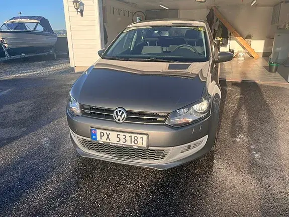 Volkswagen Polo 2010 photo 3