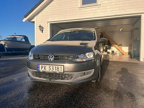 Volkswagen Polo 2010 photo 2