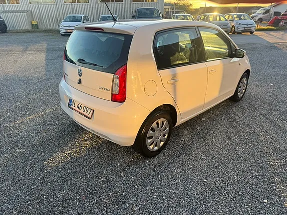 Skoda Citigo 2014 photo 3