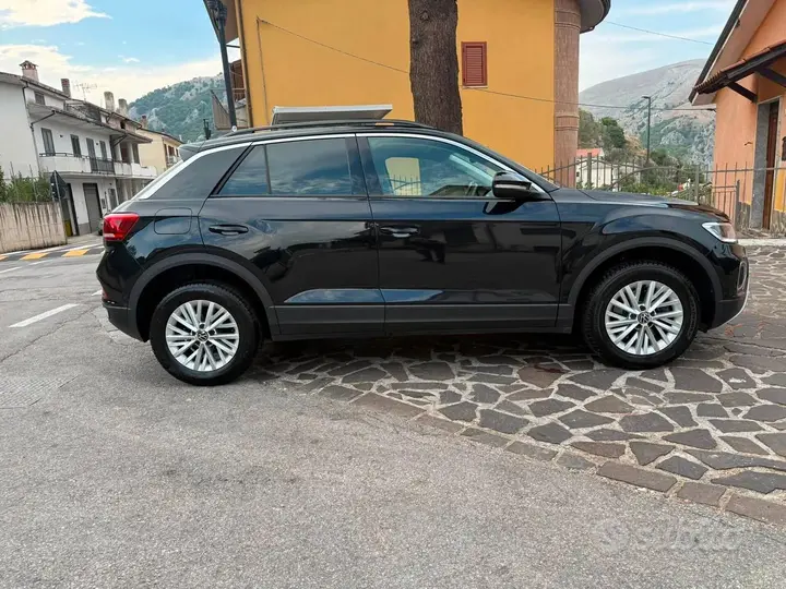 Volkswagen T-Roc 2022 photo 4