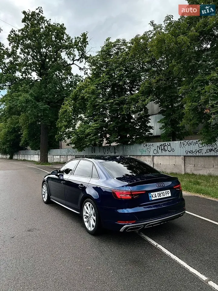 Audi A4 2019 photo 5