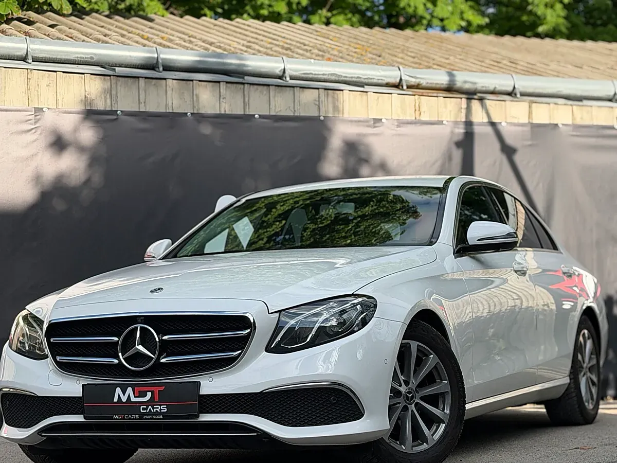 Mercedes-Benz E-Class 2020 photo 3