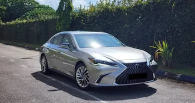 Lexus Es250