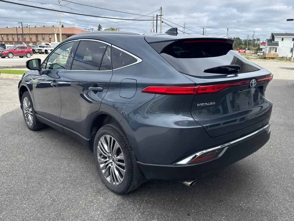Toyota Venza 2022 photo 3