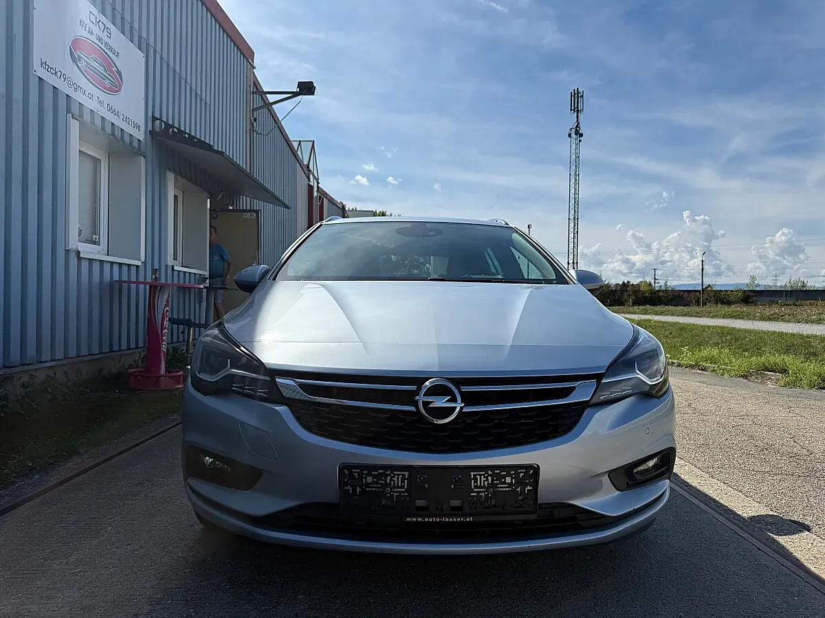 Opel Astra 2019 photo 2
