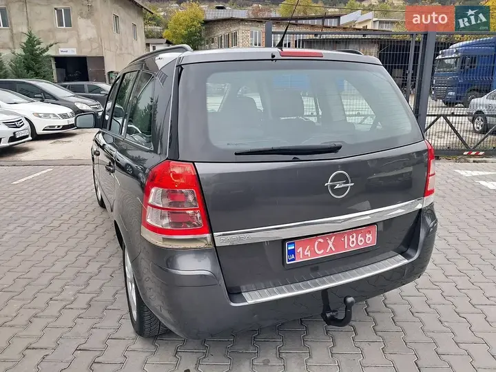 Opel Zafira 2012 photo 5