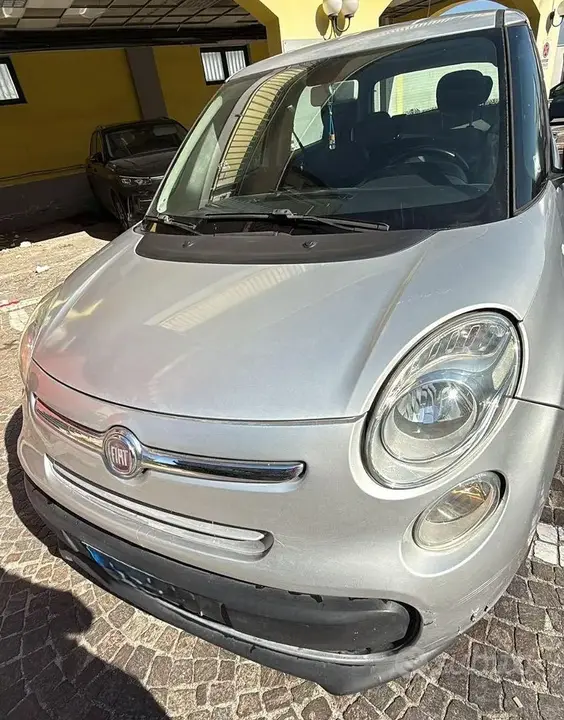 Fiat 500L 2013 photo 2