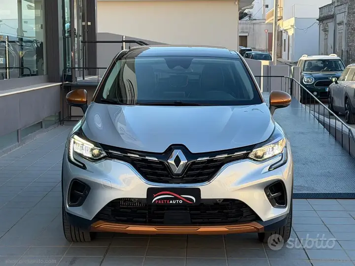 Renault Captur 2021 photo 2