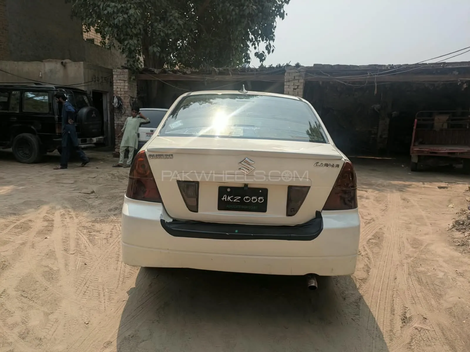 Suzuki Liana
