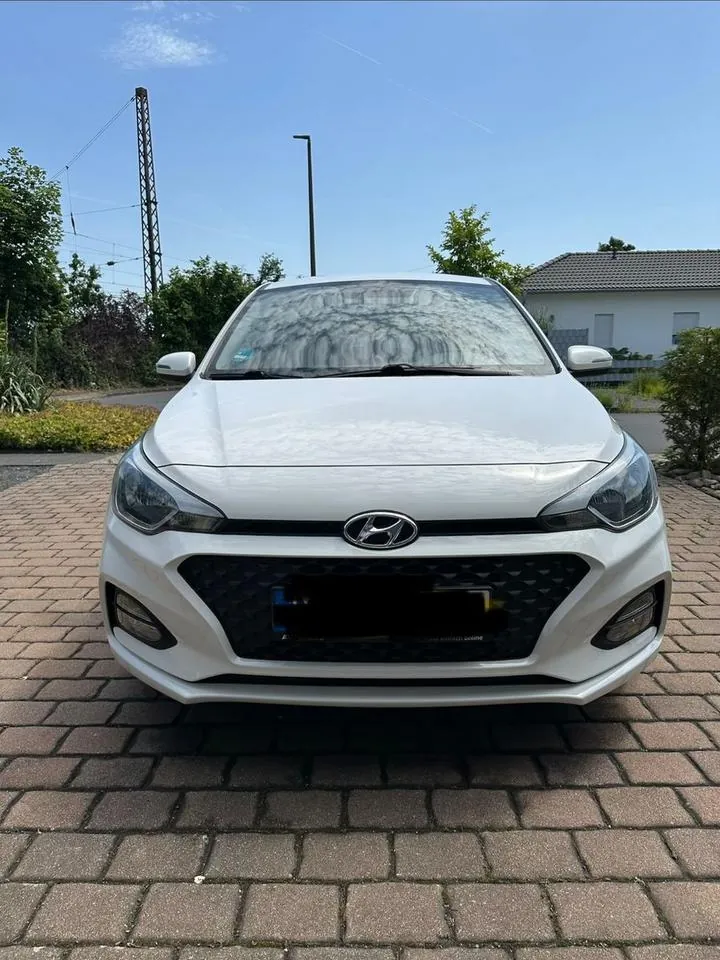 Hyundai I20