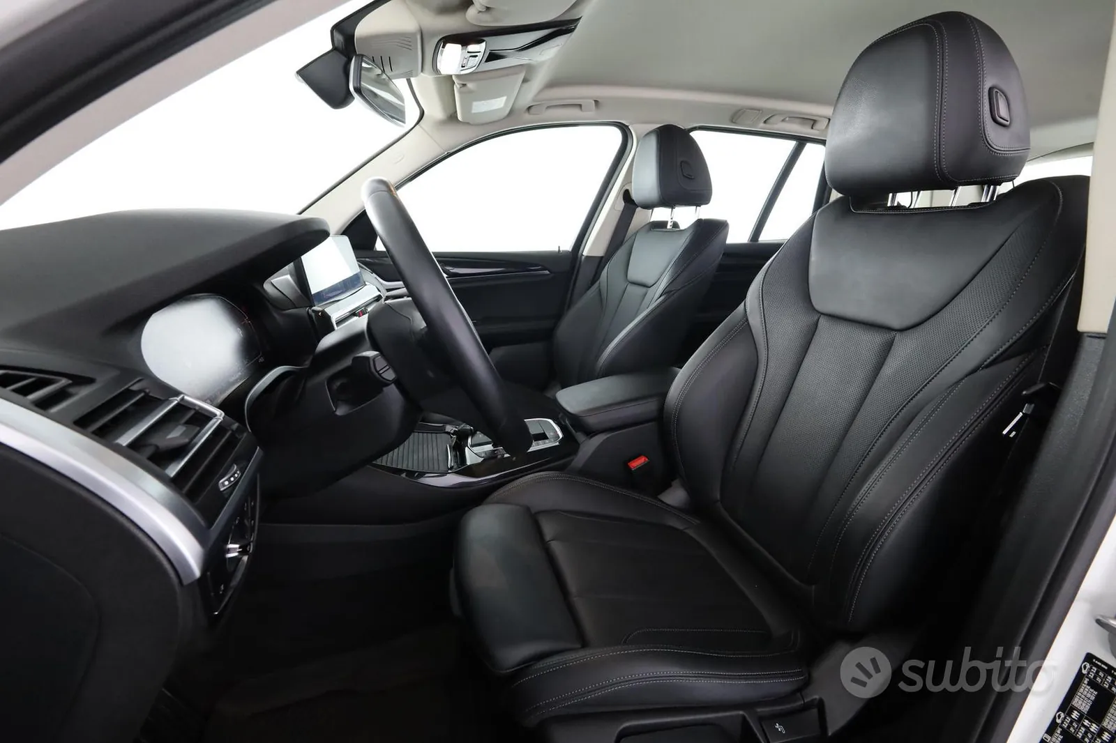 BMW X3 2022 photo 2