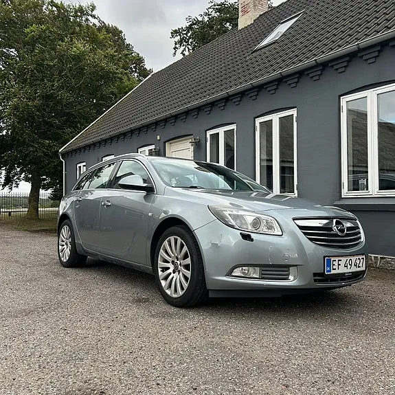 Opel Insignia 2011 photo 4