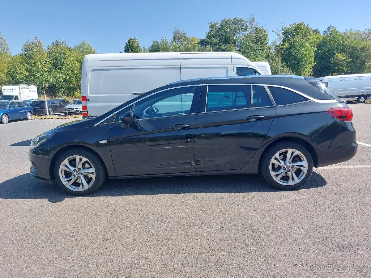 Opel Astra 2016 photo 2
