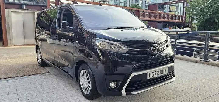 Toyota Proace Verso 2023 photo 2