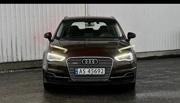 Audi E-Tron 2016 photo 4