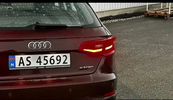 Audi E-Tron 2016 photo 5