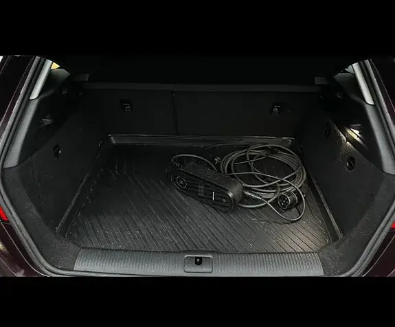 Audi E-Tron 2016 photo 2