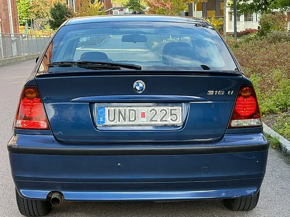 BMW 316 2004 photo 4