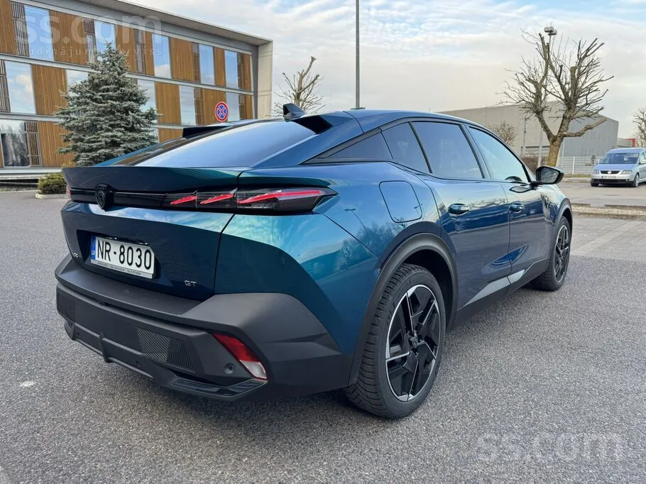 Peugeot 408Gt 2023 photo 3
